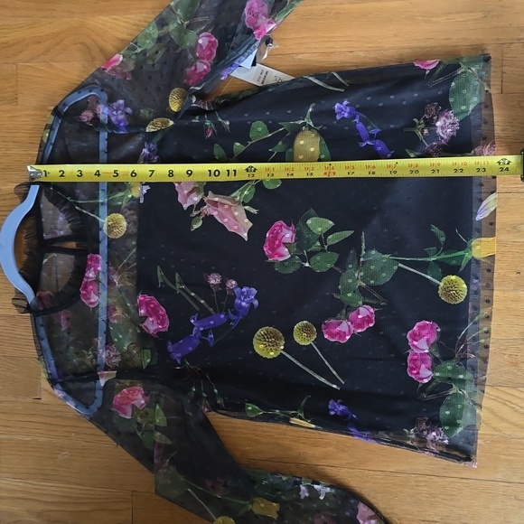 52SEVEN BRAND WOMEN'S BLUE LACEY FLORAL TOP SIZE SMALL - Picture 13 of 15